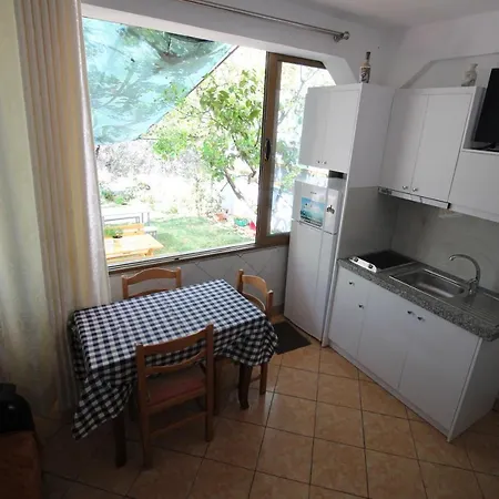 Apartment Agushi