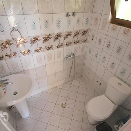 Apartment Agushi *